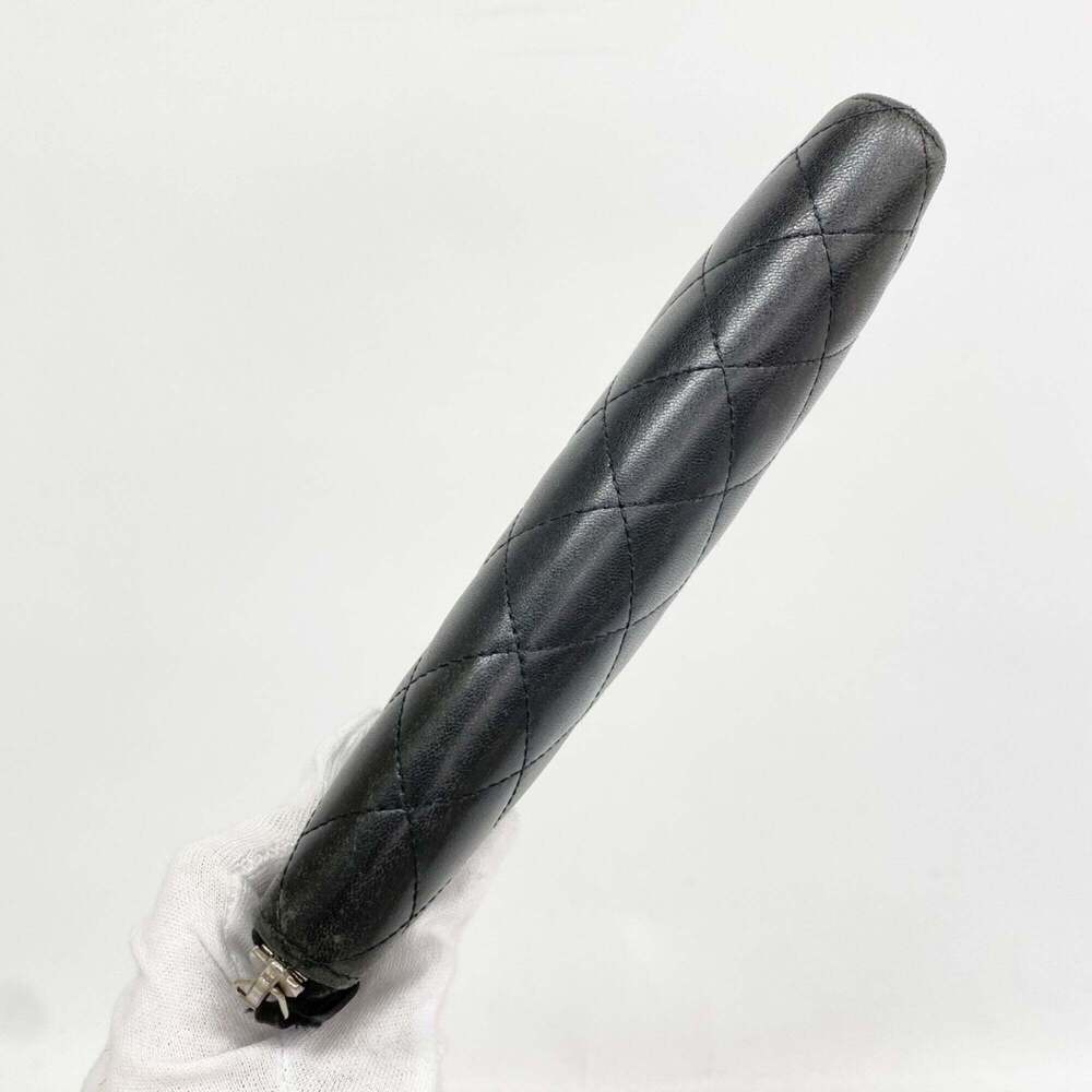 CHANEL Black Lambskin Leather Wallet - Picture 8 of 9